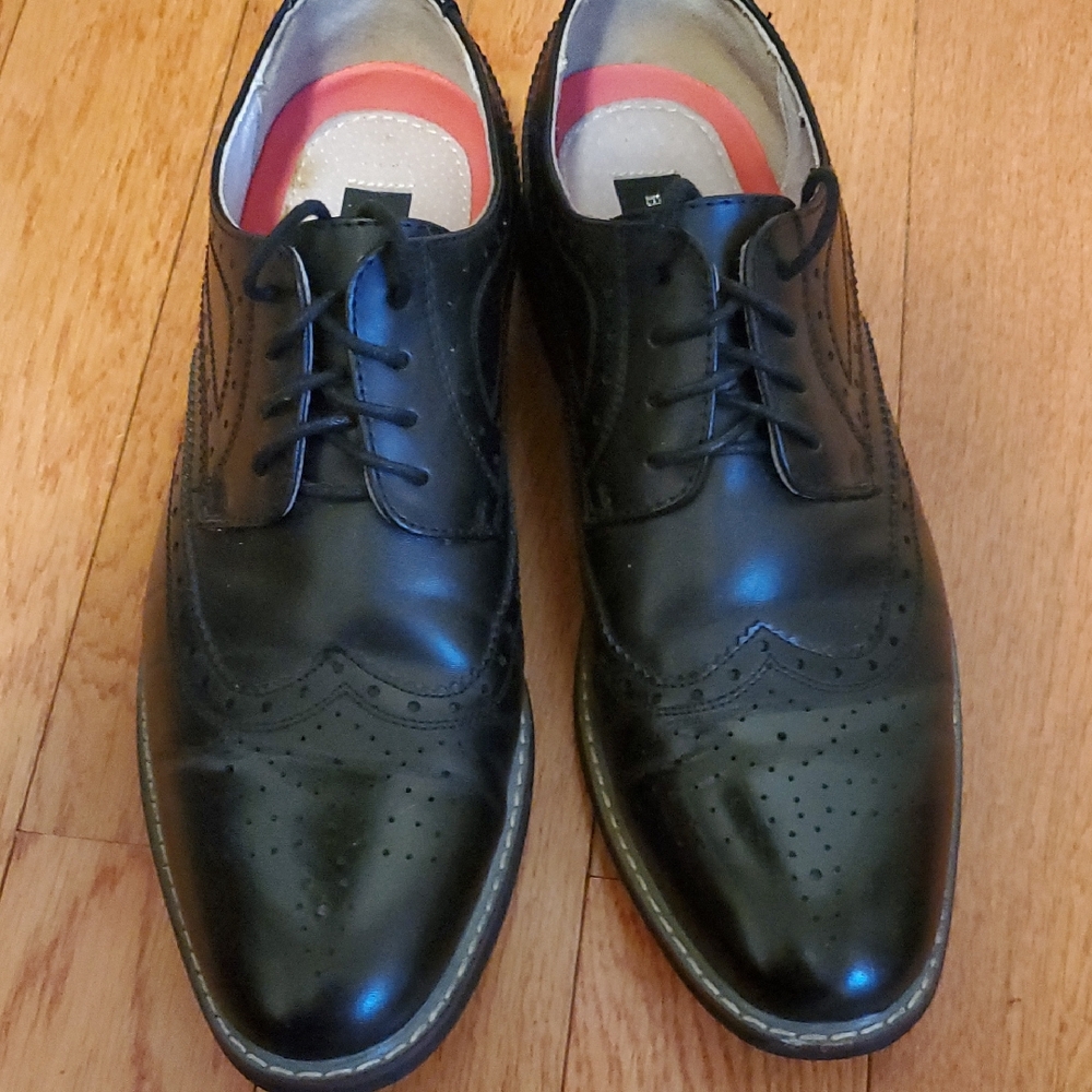 Elegant Black Leather Men's Oxfords
